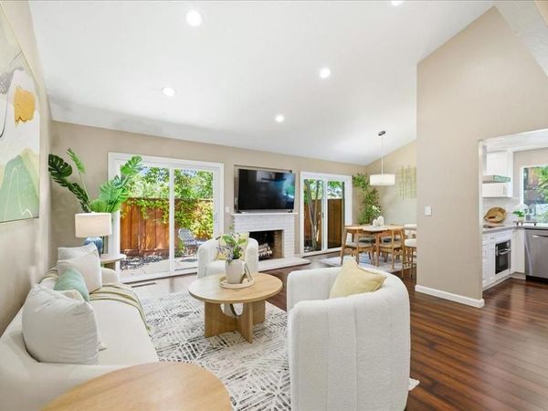 20052 Northcrest Square, Cupertino, CA 95014