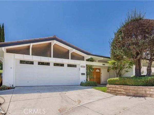 2708 Pinelawn Drive, La Crescenta, CA 91214