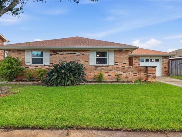 32 ANJOU Drive, Kenner, LA 70065