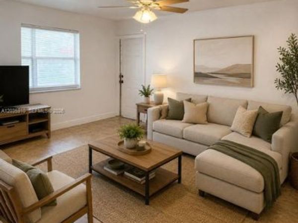 356 SW 2nd Pl , Unit 1-3, Pompano Beach, FL 33060