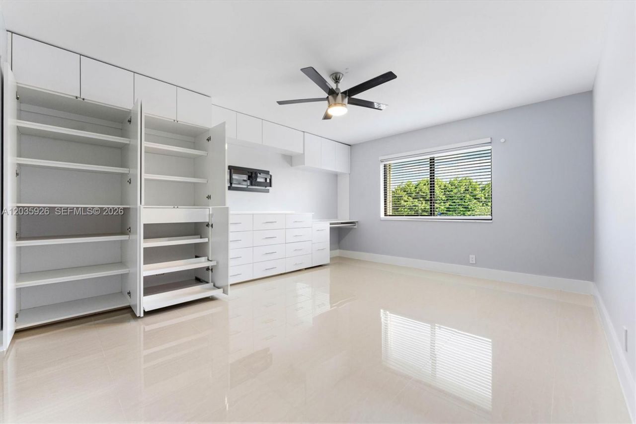 16451 Blatt Blvd , Unit 201, Weston, FL 33326 Photo