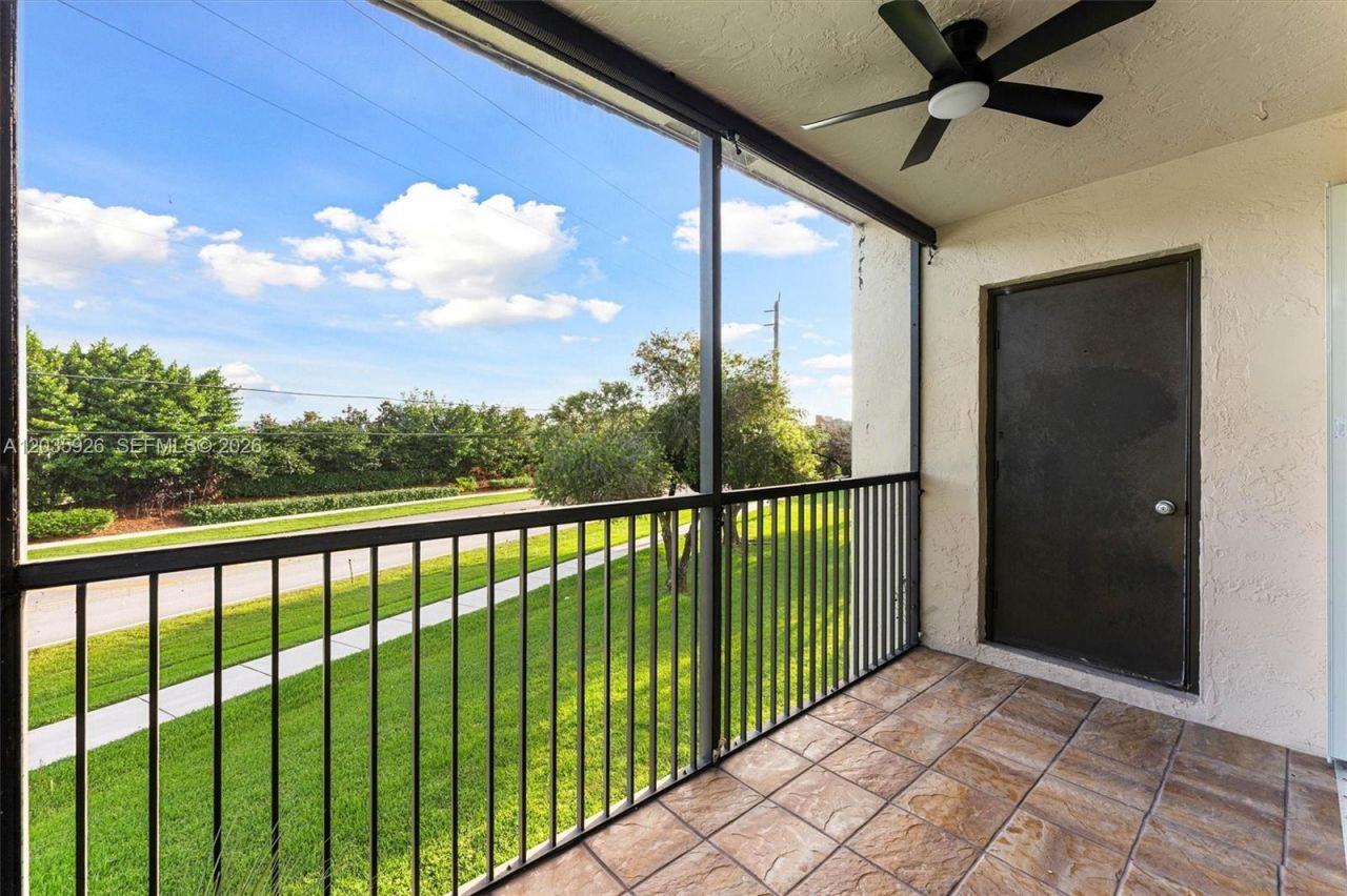 16451 Blatt Blvd , Unit 201, Weston, FL 33326 Photo