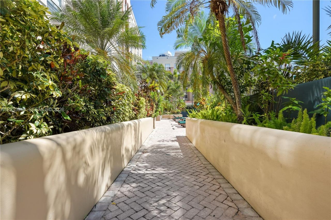 520 SE 5th Ave, Unit 2307, Fort Lauderdale, FL 33301 Photo