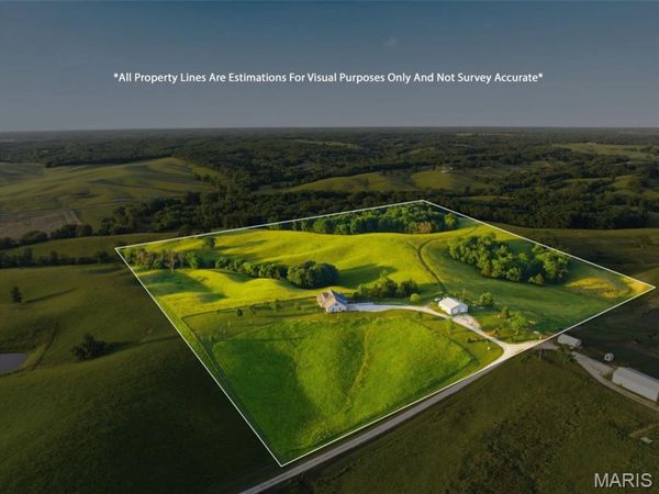 30998 Gifford Trail , La Plata, MO 63549
