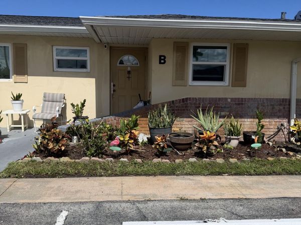 2531 W Barkley Dr Drive W, Unit B, West Palm Beach, FL 33415