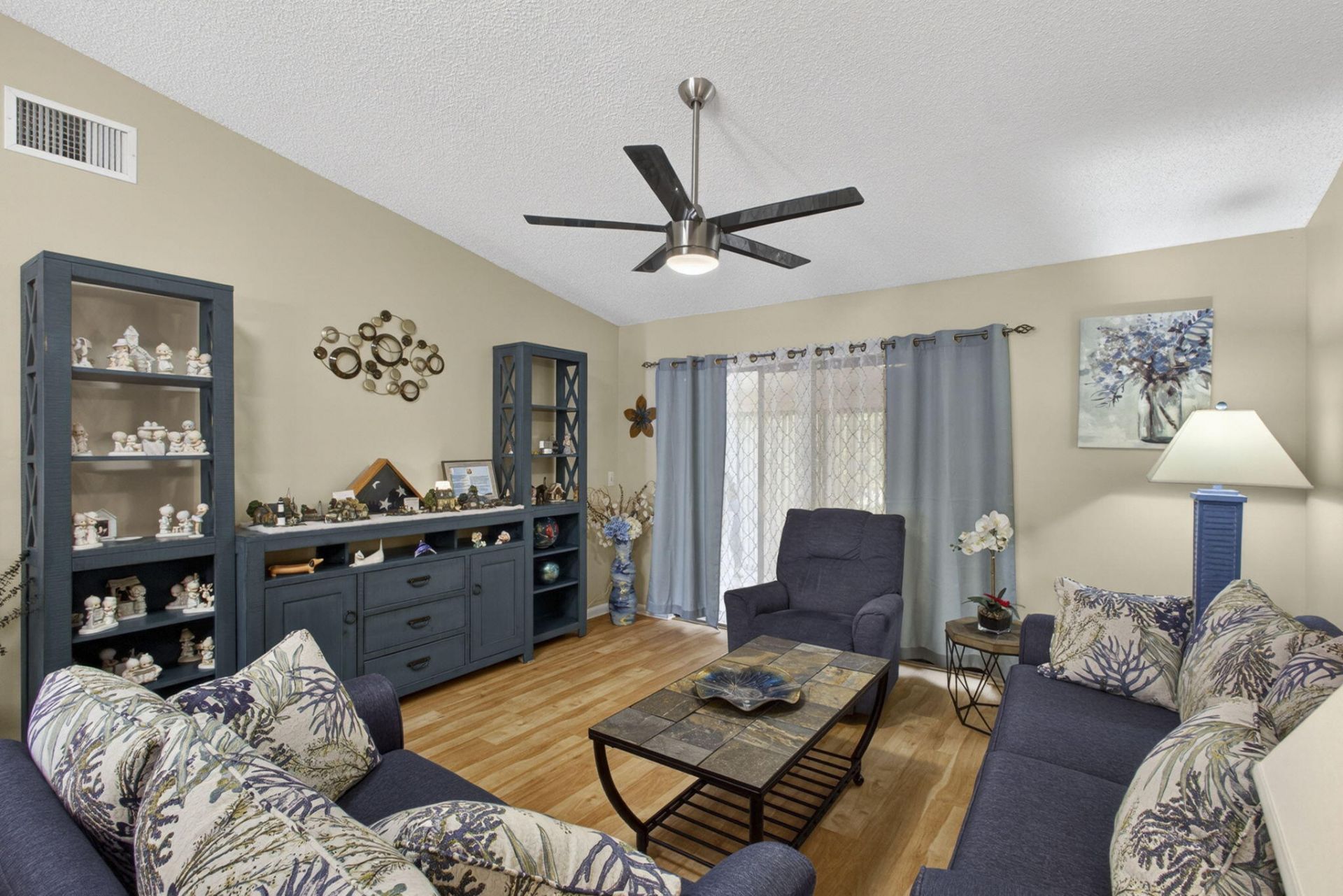 2641 W Gately Dr W W, Unit 1901, West Palm Beach, FL 33415 Photo