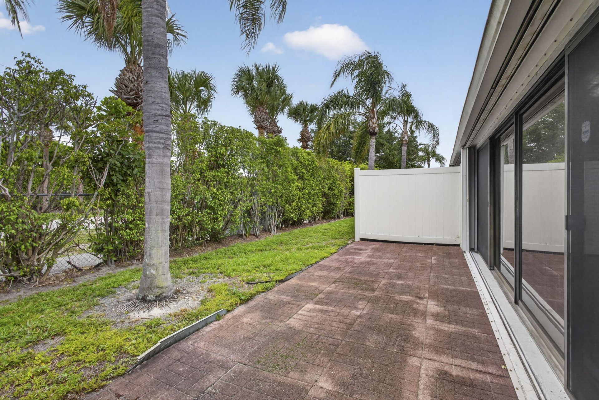 2641 W Gately Dr W W, Unit 1901, West Palm Beach, FL 33415 Photo