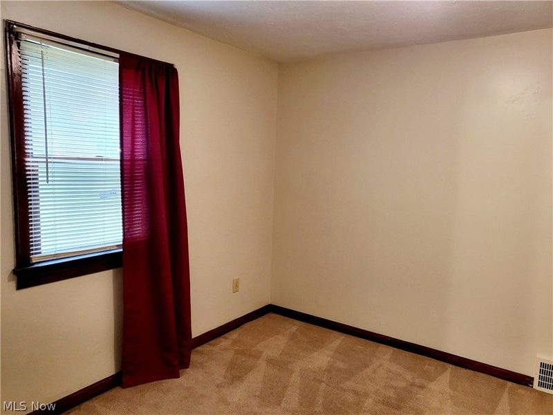 1059 W 14th Street, Lorain, OH 44052 Photo 13