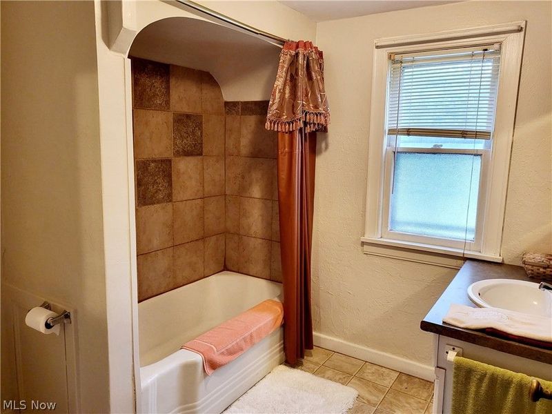 1059 W 14th Street, Lorain, OH 44052 Photo 18