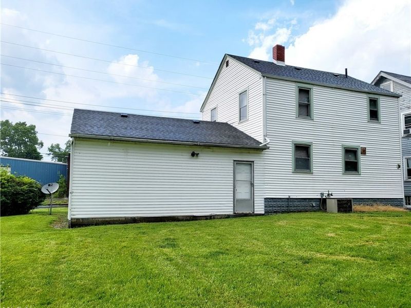 1059 W 14th Street, Lorain, OH 44052 Photo 3