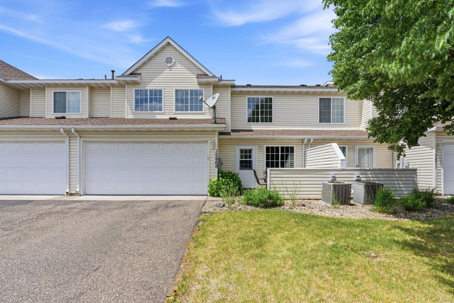 15469 Radium Street NW, Anoka, MN 55303