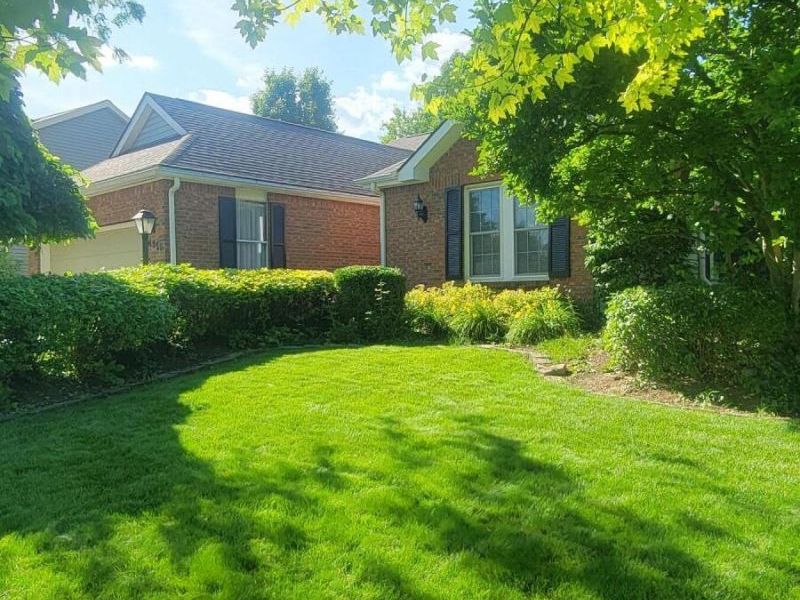 4955 Wallington Drive, Hilliard, OH 43026 Photo 2