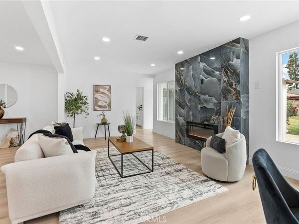 9246 Manzanar, Downey, CA 90240