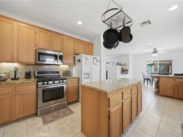 29260 Wrangler Drive, Murrieta, CA 92563