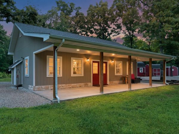1323 E Highway Pp , Bolivar, MO 65613