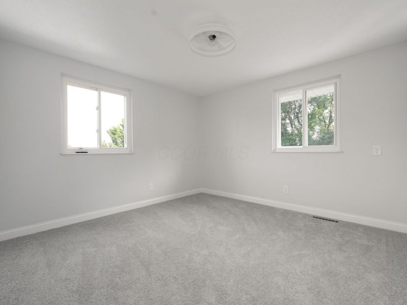3819 Lynward Road, Columbus, OH 43228 Photo 33