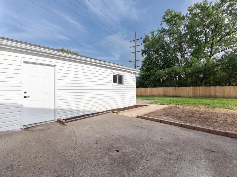 3819 Lynward Road, Columbus, OH 43228 Photo 53