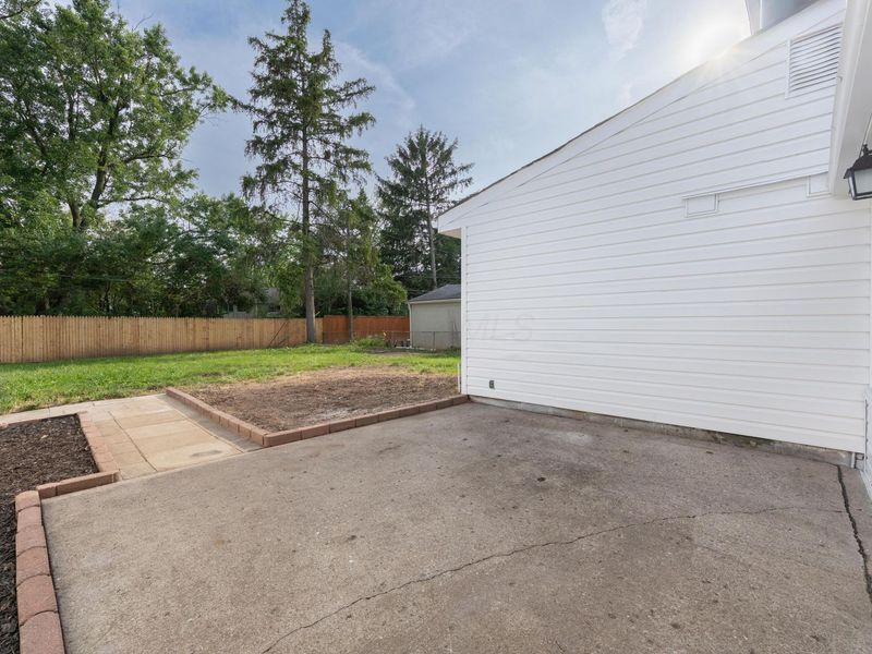 3819 Lynward Road, Columbus, OH 43228 Photo 54