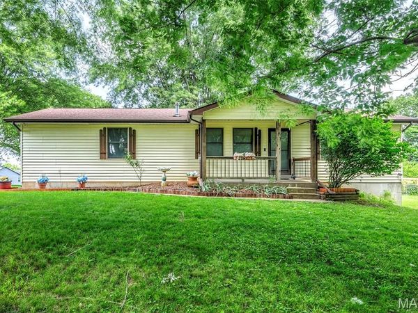 1 Towers Lane, St Charles, MO 63304