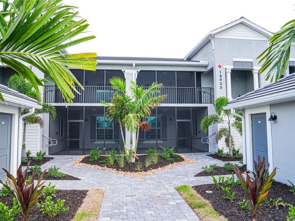 18923 SCALLOP LOOP , Unit 201, LAKEWOOD RANCH, FL 34202