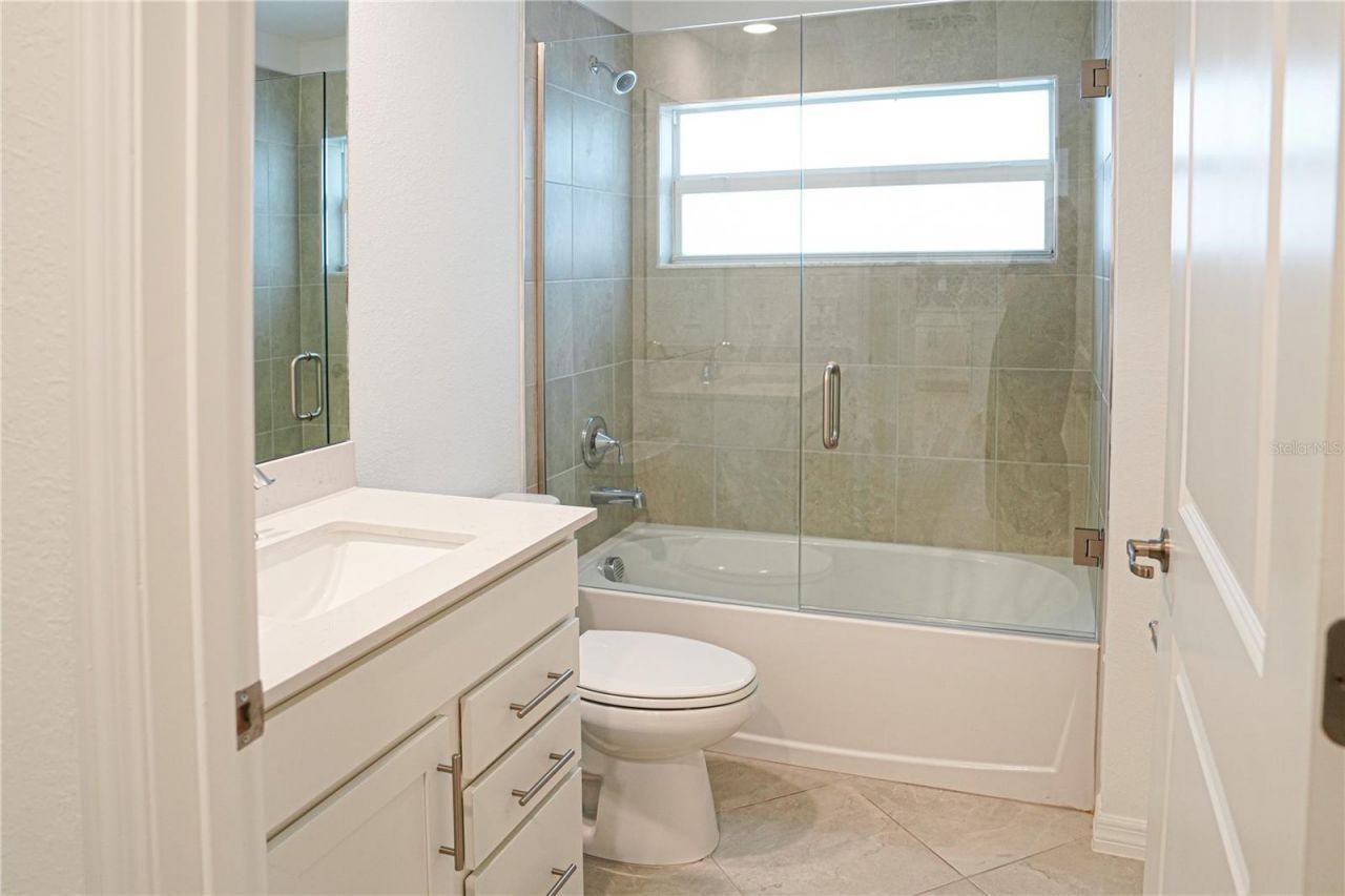 18923 Scallop Loop, Unit 201, Lakewood Ranch, FL 34202 Photo