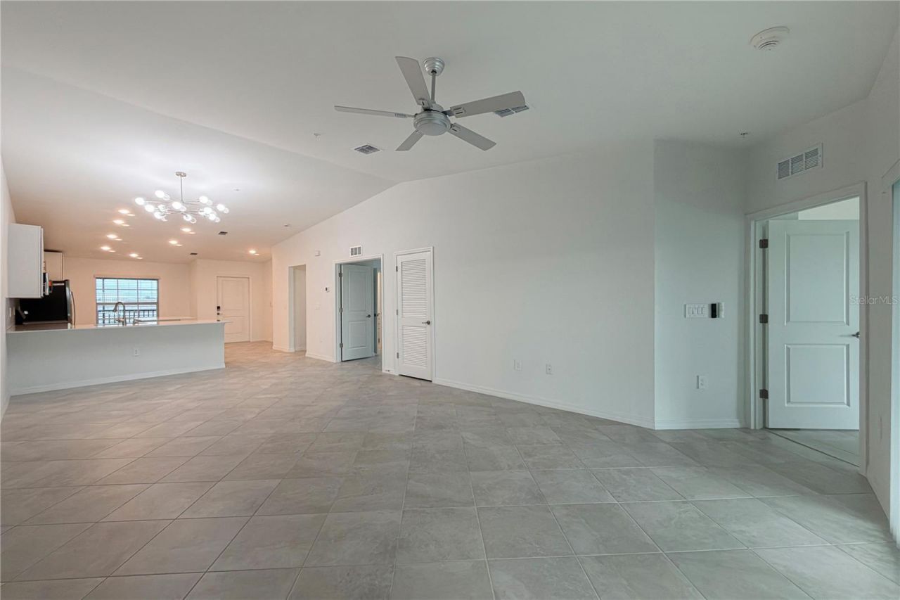 18923 Scallop Loop, Unit 201, Lakewood Ranch, FL 34202 Photo