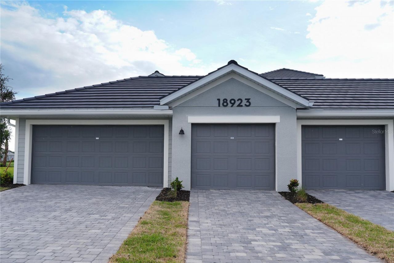 18923 Scallop Loop, Unit 201, Lakewood Ranch, FL 34202 Photo