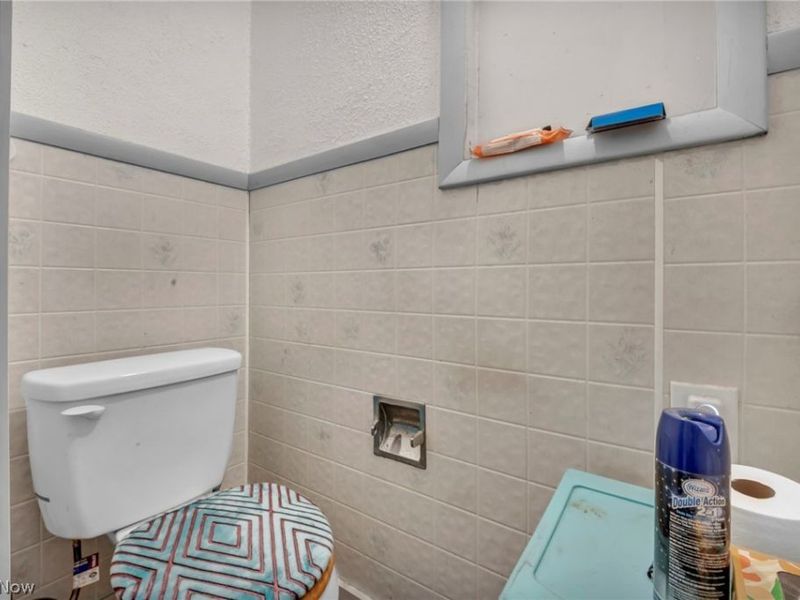 10402 Dove Avenue, Cleveland, OH 44105 Photo 24