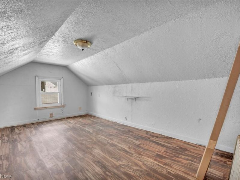 10402 Dove Avenue, Cleveland, OH 44105 Photo 32