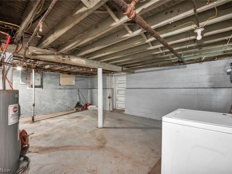 10402 Dove Avenue, Cleveland, OH 44105 Photo 36