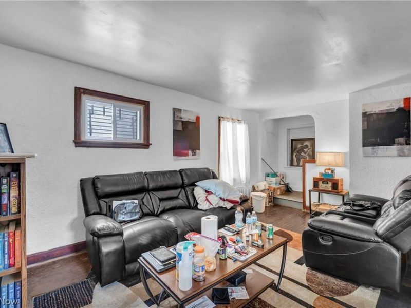 10402 Dove Avenue, Cleveland, OH 44105 Photo 7