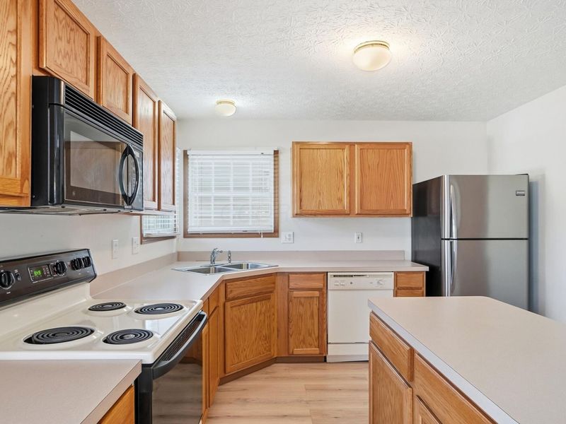 265 Westedge Court , Galloway, OH 43119 Photo 13