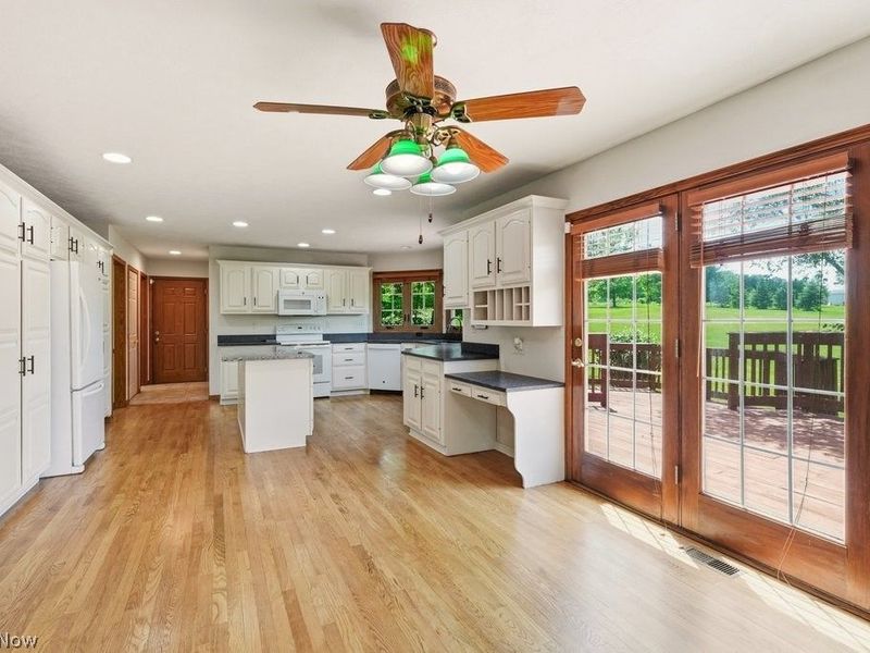 2285 Thoroughbred Drive, Wadsworth, OH 44281 Photo 11
