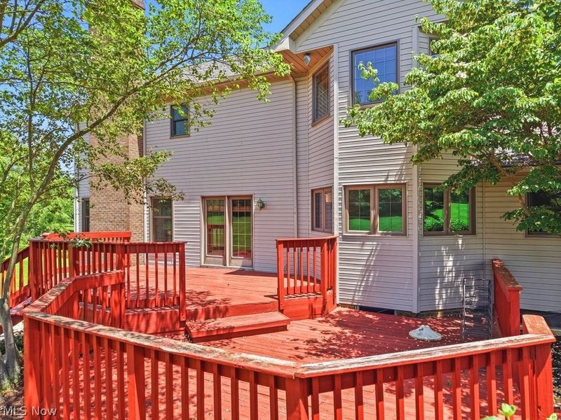 2285 Thoroughbred Drive, Wadsworth, OH 44281 Photo 38
