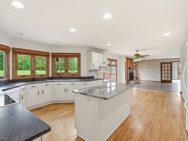 2285 Thoroughbred Drive, Wadsworth, OH 44281 Photo 7