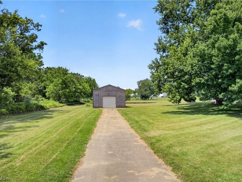 2115 Kenyon Avenue NW, Massillon, OH 44647 Photo 29