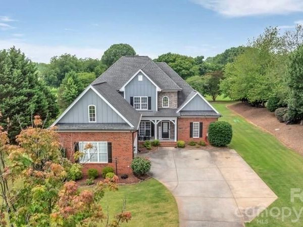 13708 Thompson Place Drive, Mint Hill, NC 28227