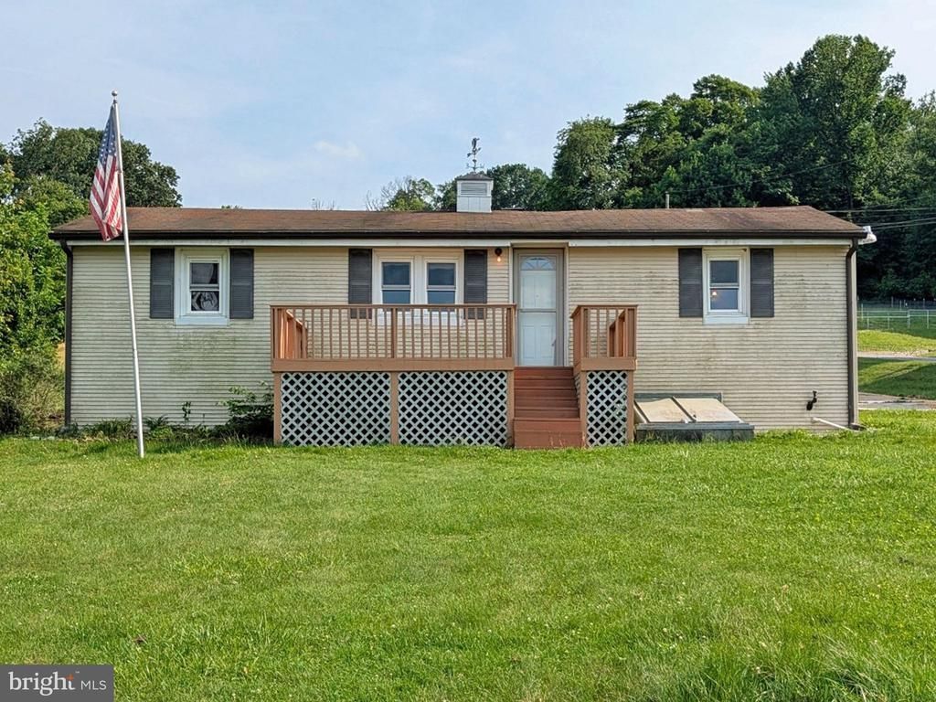 360 Schoolhouse Road , New Providence, PA 17560 Main Photo