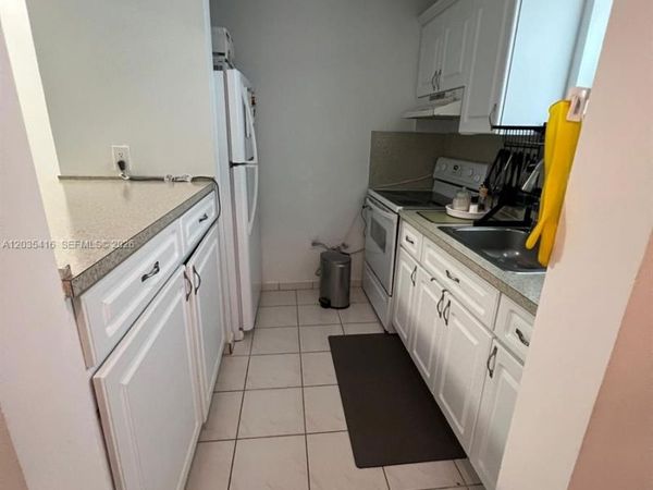 13101 Memorial Hwy 201 Hwy, Unit 201, North Miami, FL 33161
