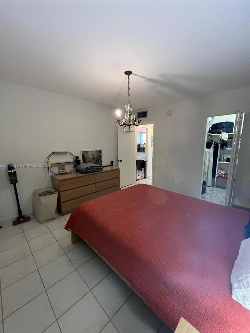 13101 Memorial Hwy 201 Hwy, Unit 201, North Miami, FL 33161 Photo