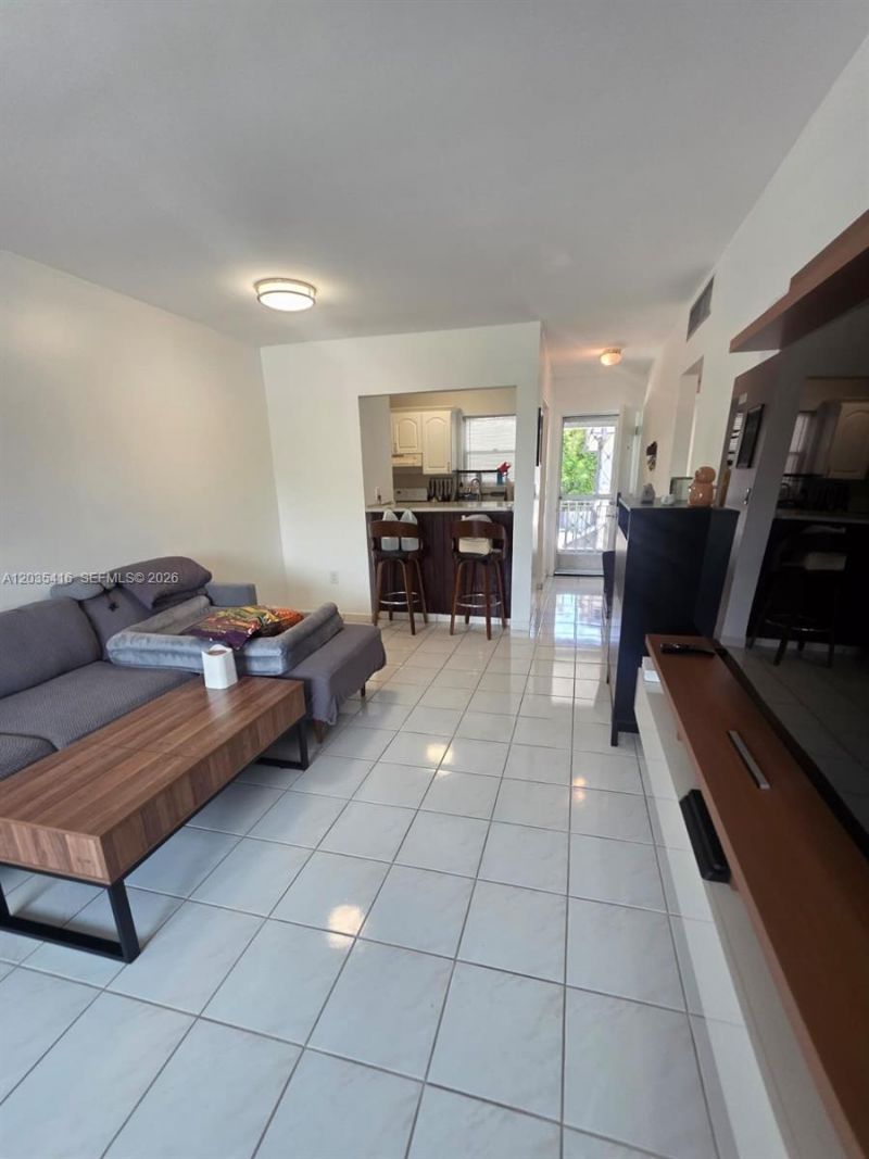 13101 Memorial Hwy 201 Hwy, Unit 201, North Miami, FL 33161 Photo