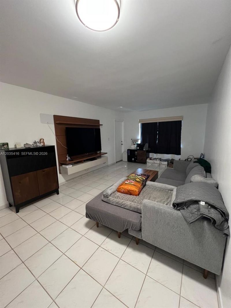 13101 Memorial Hwy 201 Hwy, Unit 201, North Miami, FL 33161 Photo