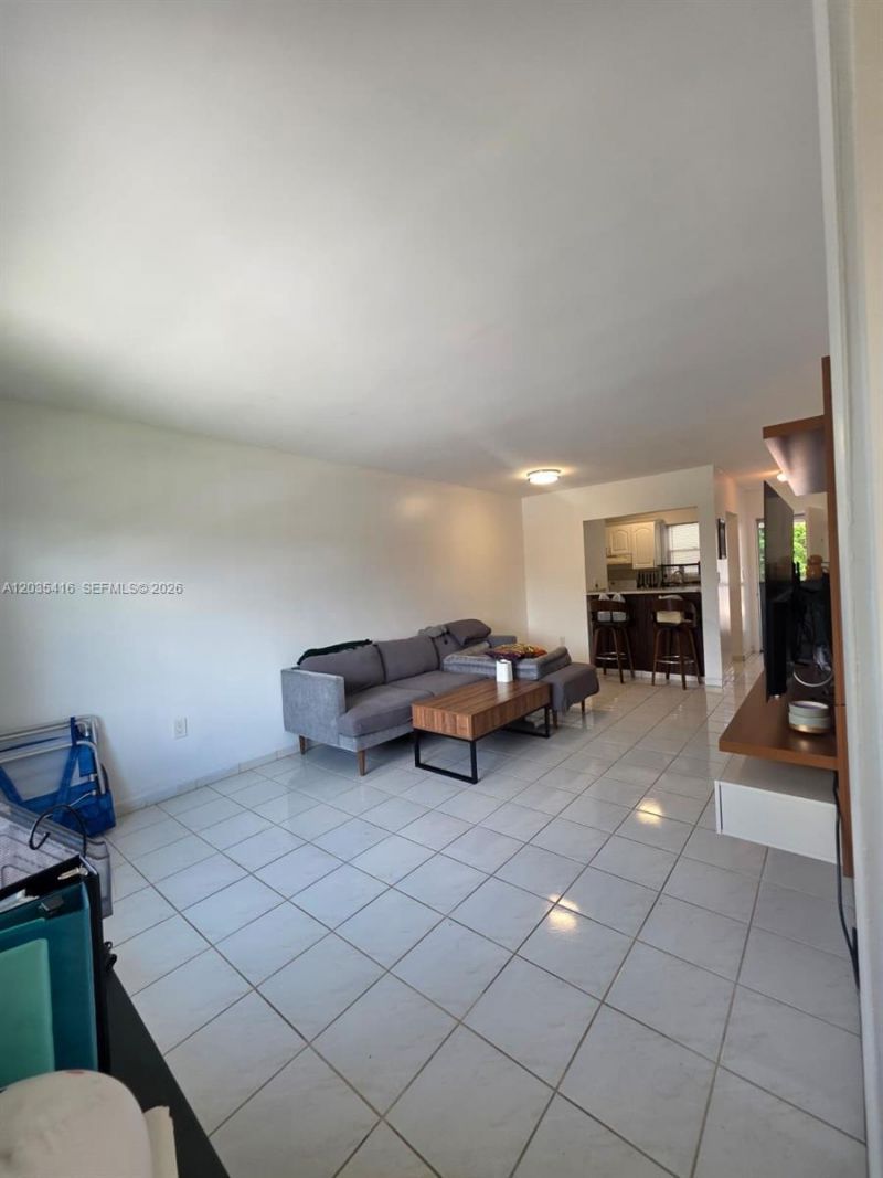 13101 Memorial Hwy 201 Hwy, Unit 201, North Miami, FL 33161 Photo