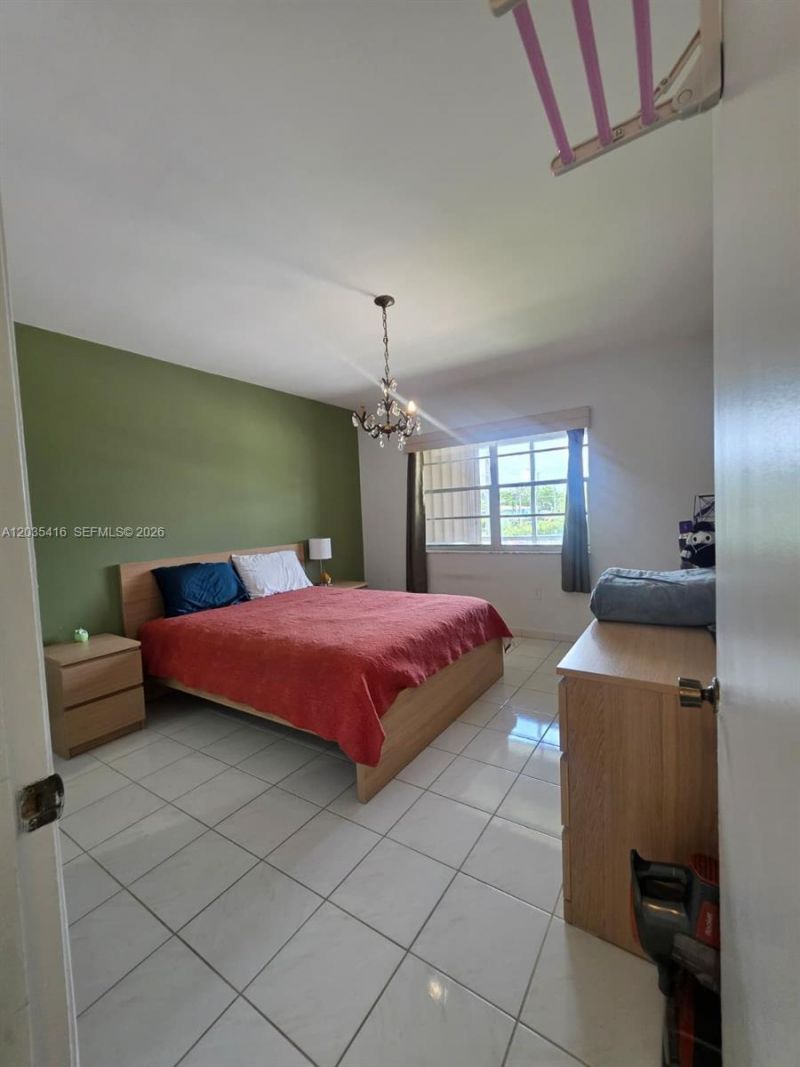 13101 Memorial Hwy 201 Hwy, Unit 201, North Miami, FL 33161 Photo