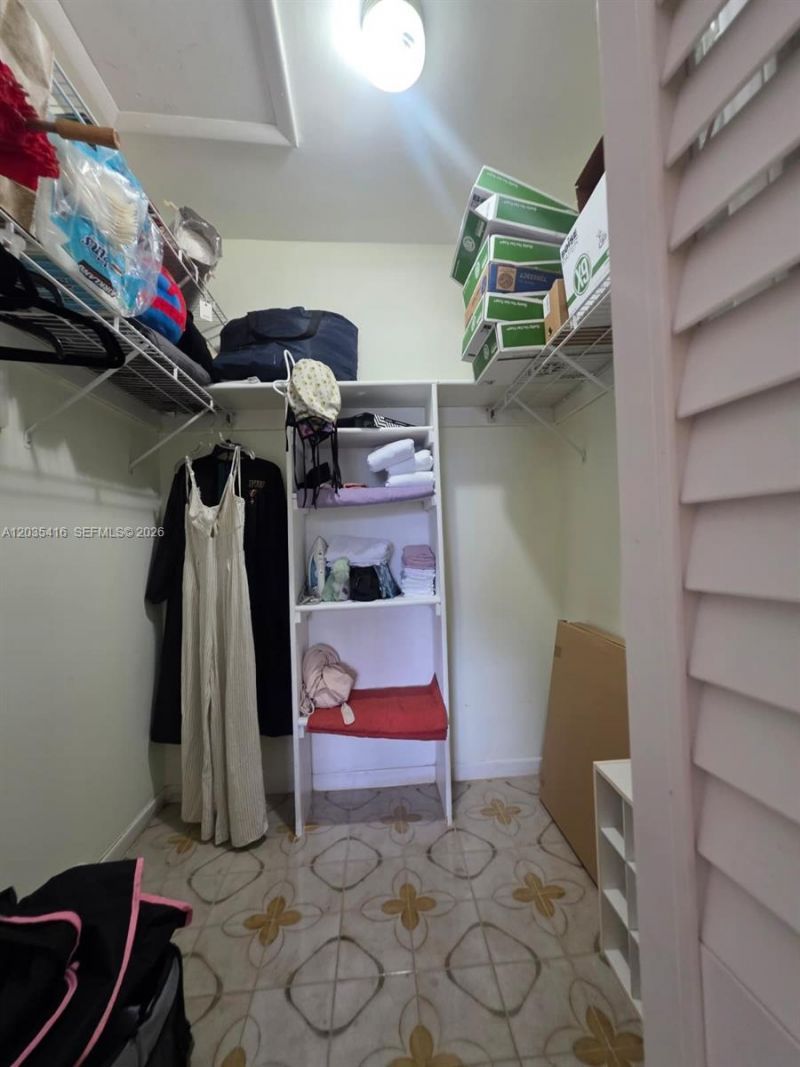 13101 Memorial Hwy 201 Hwy, Unit 201, North Miami, FL 33161 Photo