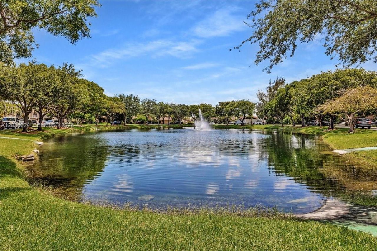 2155 Nova Village Dr, Davie, FL 33317 Photo