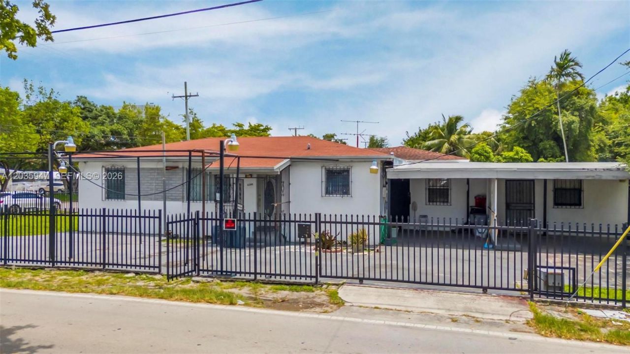 2300 NW 9th St, Miami, FL 33125 Photo