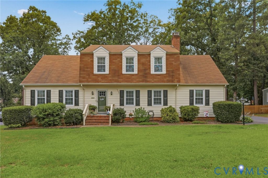 1624 Pocoshock Boulevard, North Chesterfield, VA 23235 Main Photo