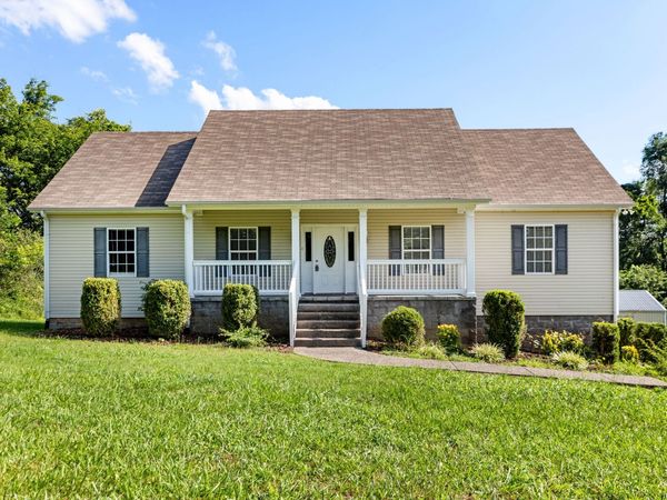 2373 Hampshire Pike W, Columbia, TN 38401