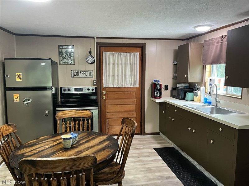 34370 Edgewater Park Road , Piedmont, OH 43983 Photo 12